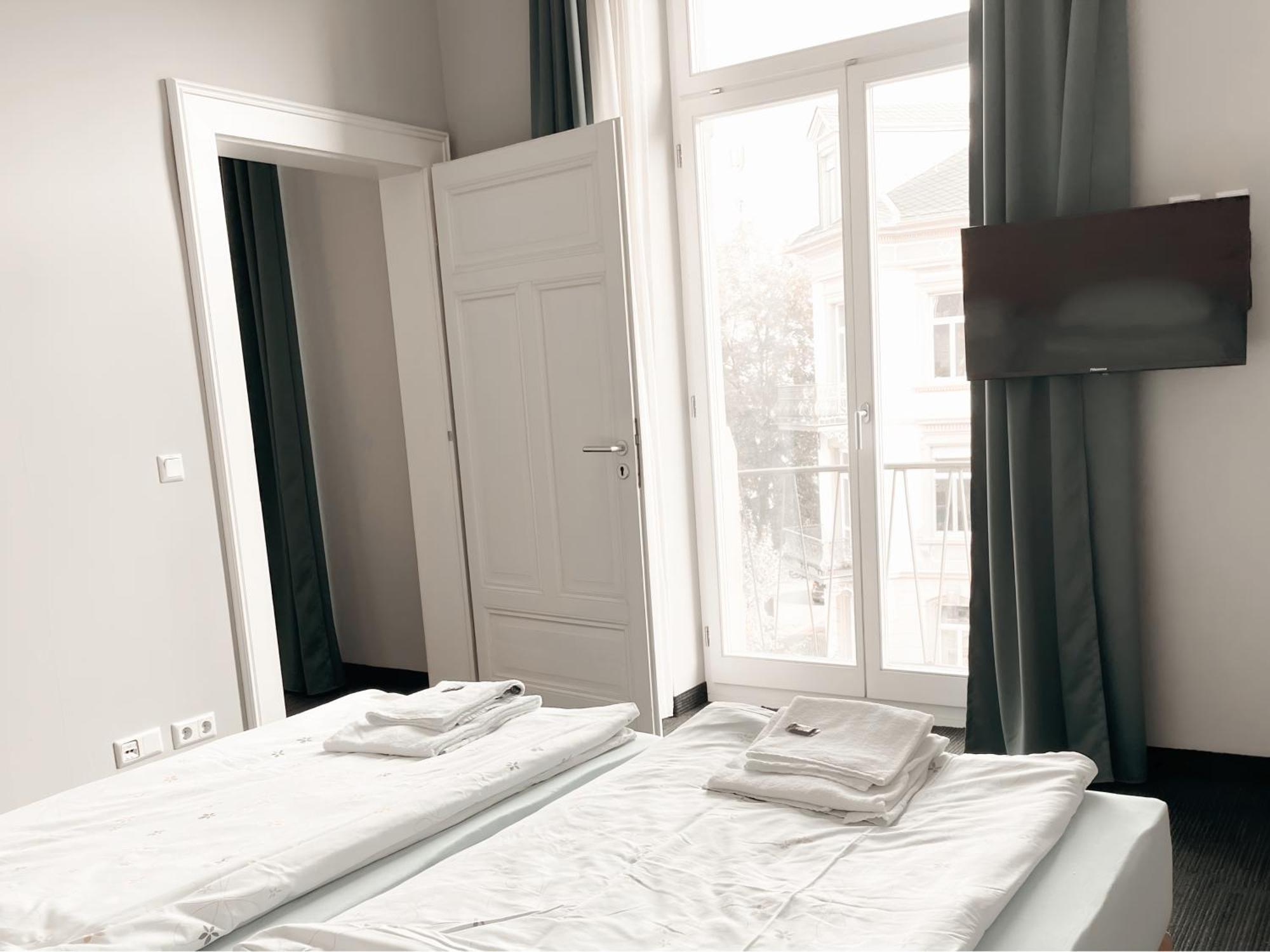 Hotel Garni Gaestehaus Der Kerckhoff-Klinik バートナウハイム エクステリア 写真